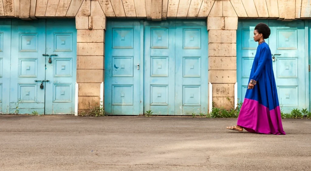 DIlogo-purpleside_1140x500