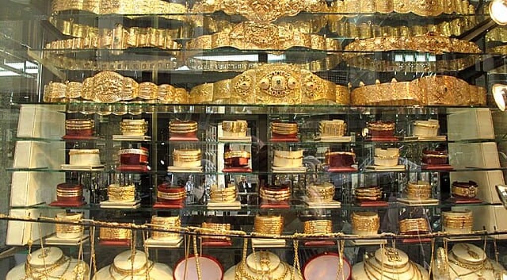 Gold_shop_in_Marakesh