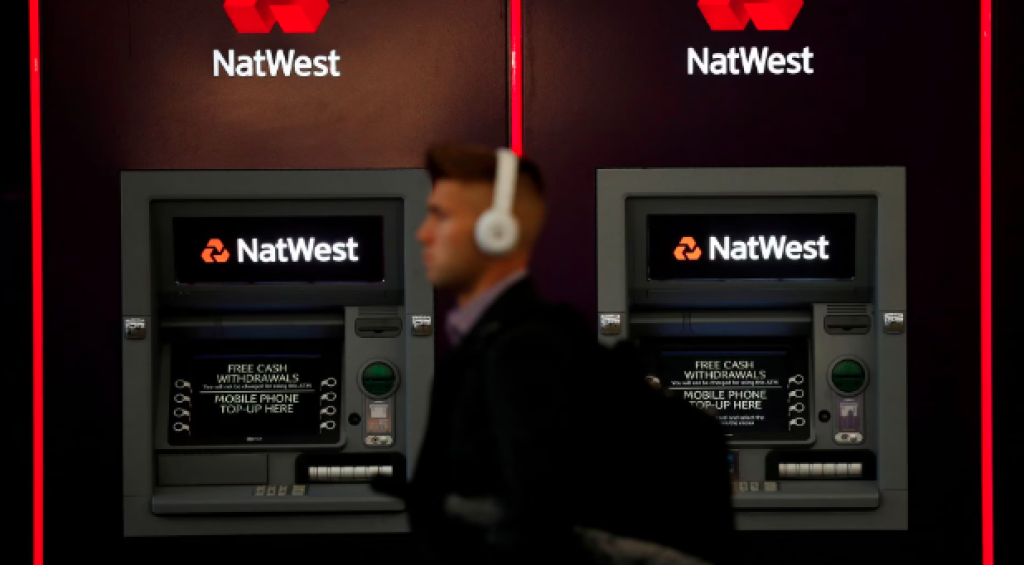 Screenshot 2023-02-17 214055