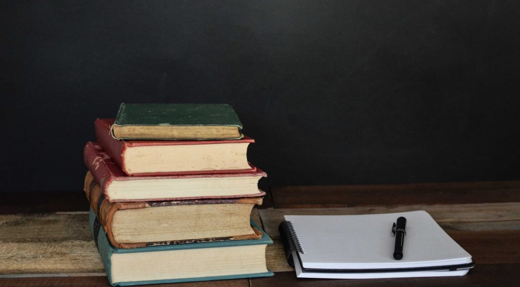 debby-hudson-asviIGR3CPE-unsplash-1