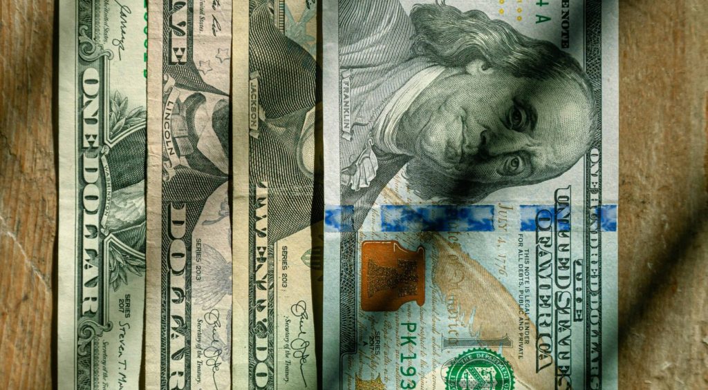 live-richer-BPMPQGp38e0-unsplash (1)