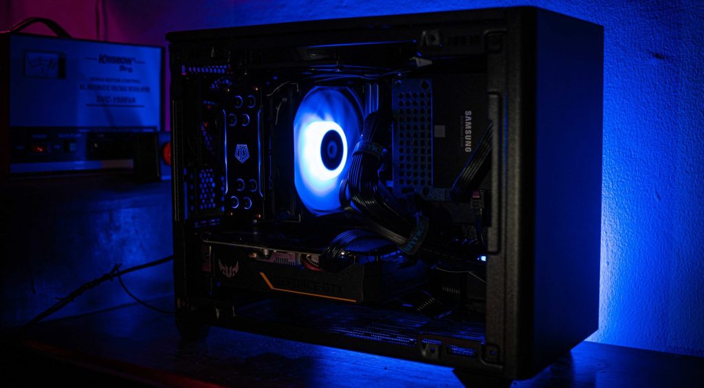 maverick-timotius-qAgZDCgb7go-unsplash-1-1