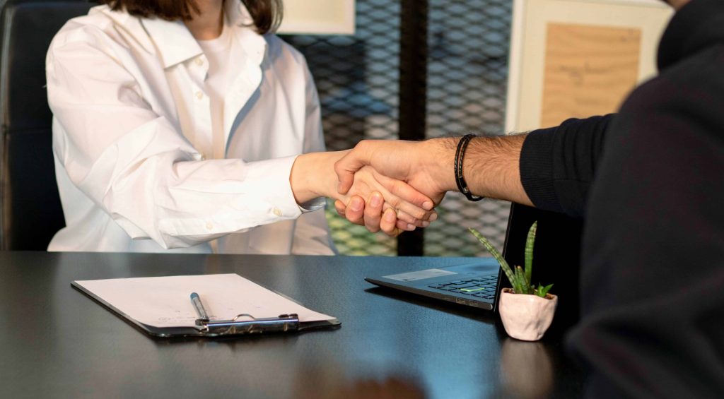 mina-rad-qFSQFSmfZkA-unsplash (2)